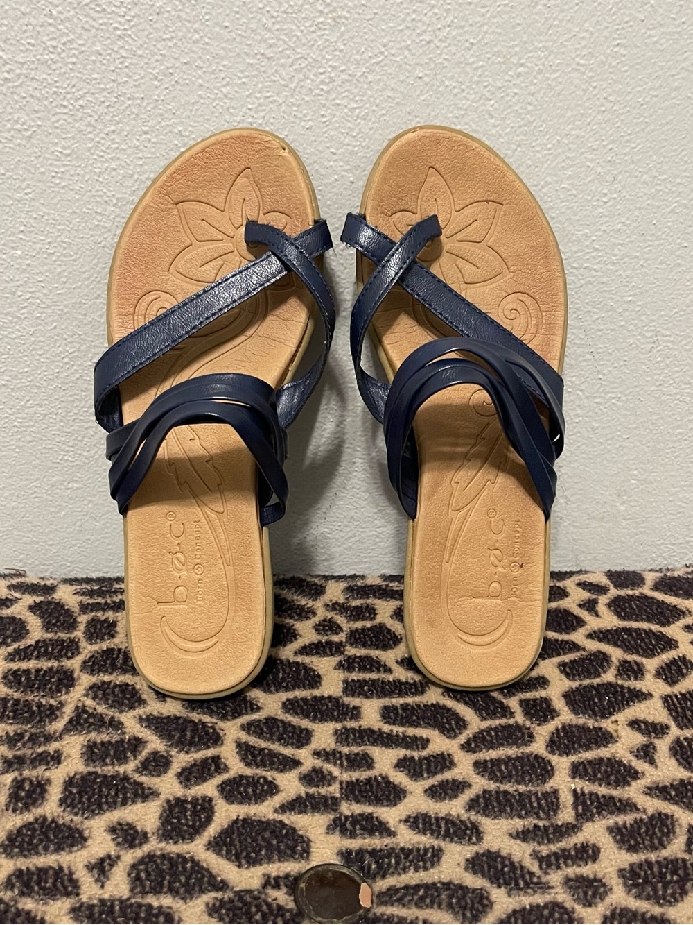 BOC Born Concepts Strappy Toe Loop Sandals Blue Womens 7